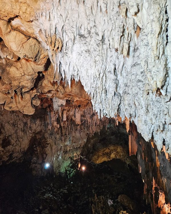 La grotte de Mo Luong