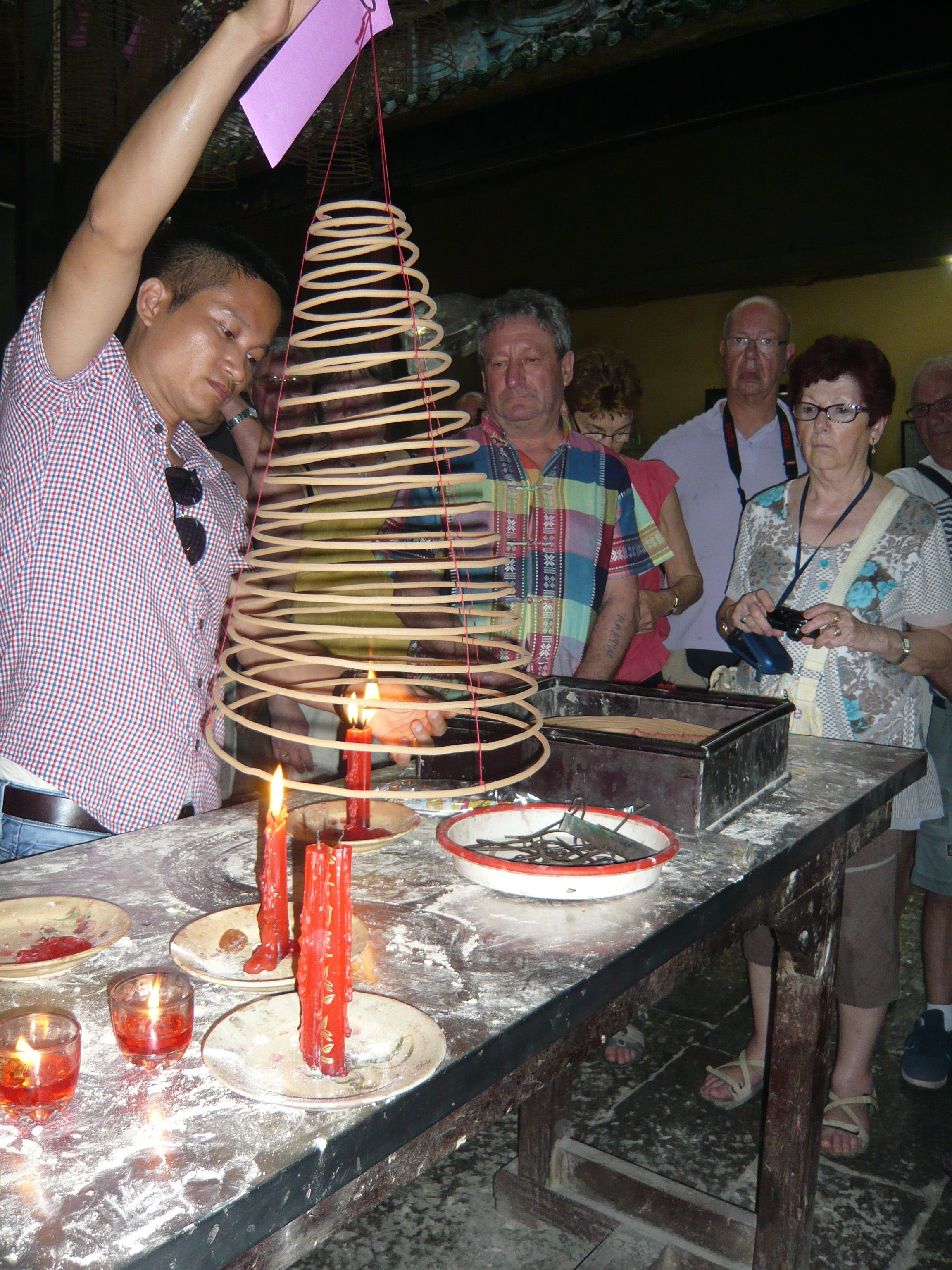Trip form North to South Vietnam with Local Tour Guide for Groupe Mrs. Marcelle