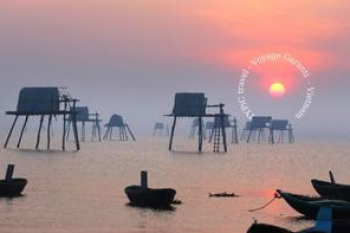 L'authenticité de la vraie vie locale au long du Fleuve Rouge