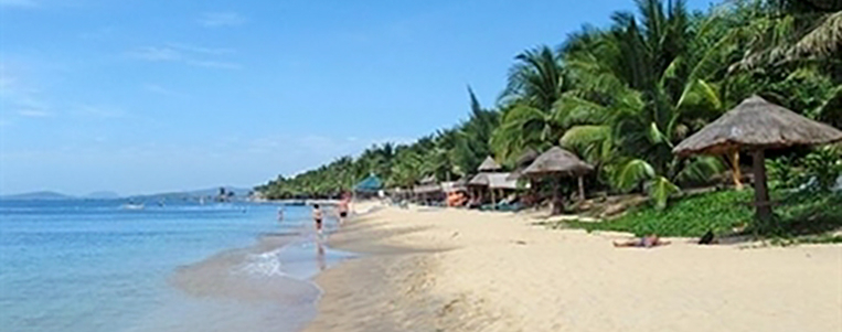 Séjour balnénaire à la plage d'An Bang top 25 des plus belles plages d’Asie