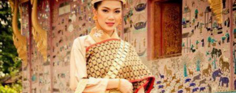 Sinh - costume traditionnel des femmes laotiennes