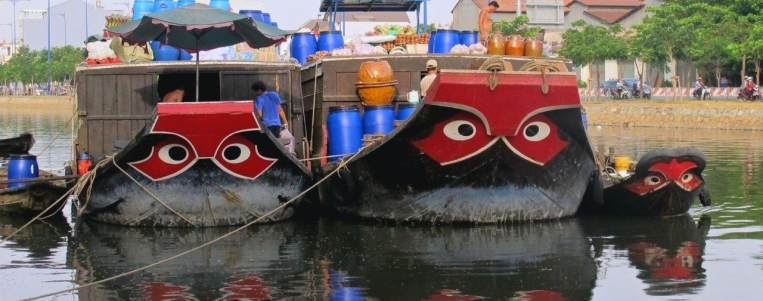 Pourquoi au Vietnam les bateaux possèdent-ils leur yeux?